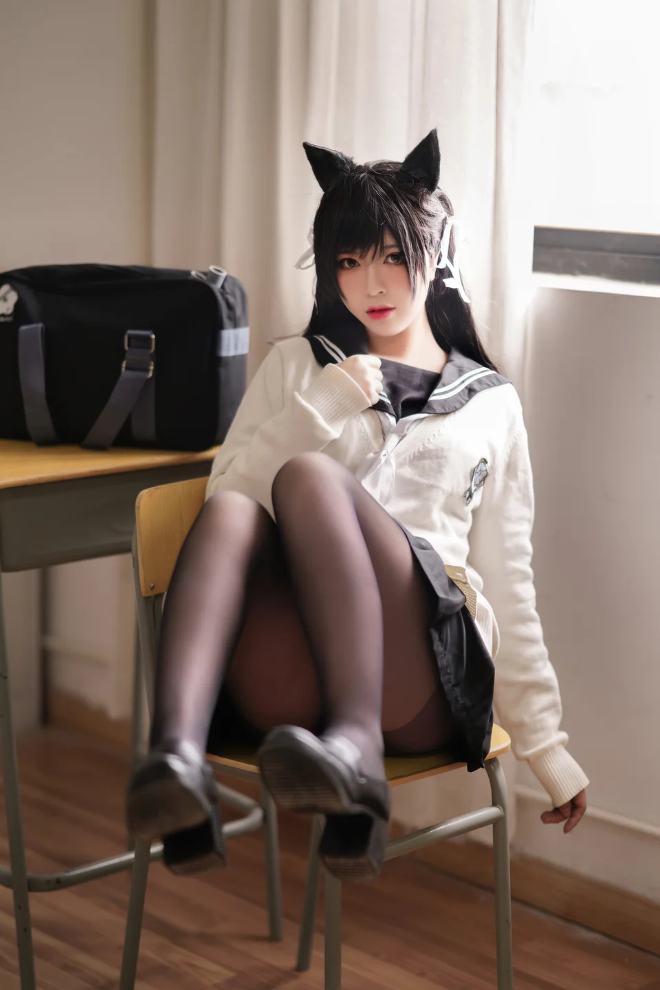 半半子 - No.099 碧蓝航线·爱宕 校服 [25P-193MB] tg@simisebaisi 【丝足阁】017.webp